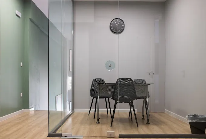 Γυάλινη Αίθουσα